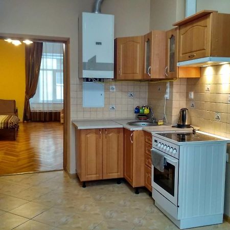 Apartment On Virmens'Ka Street Lviv Kültér fotó