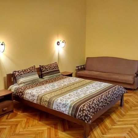 Apartment On Virmens'Ka Street Lviv Kültér fotó